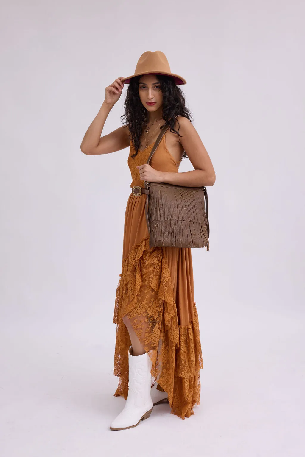 1697 - Shoulder Bag with Western Fringe