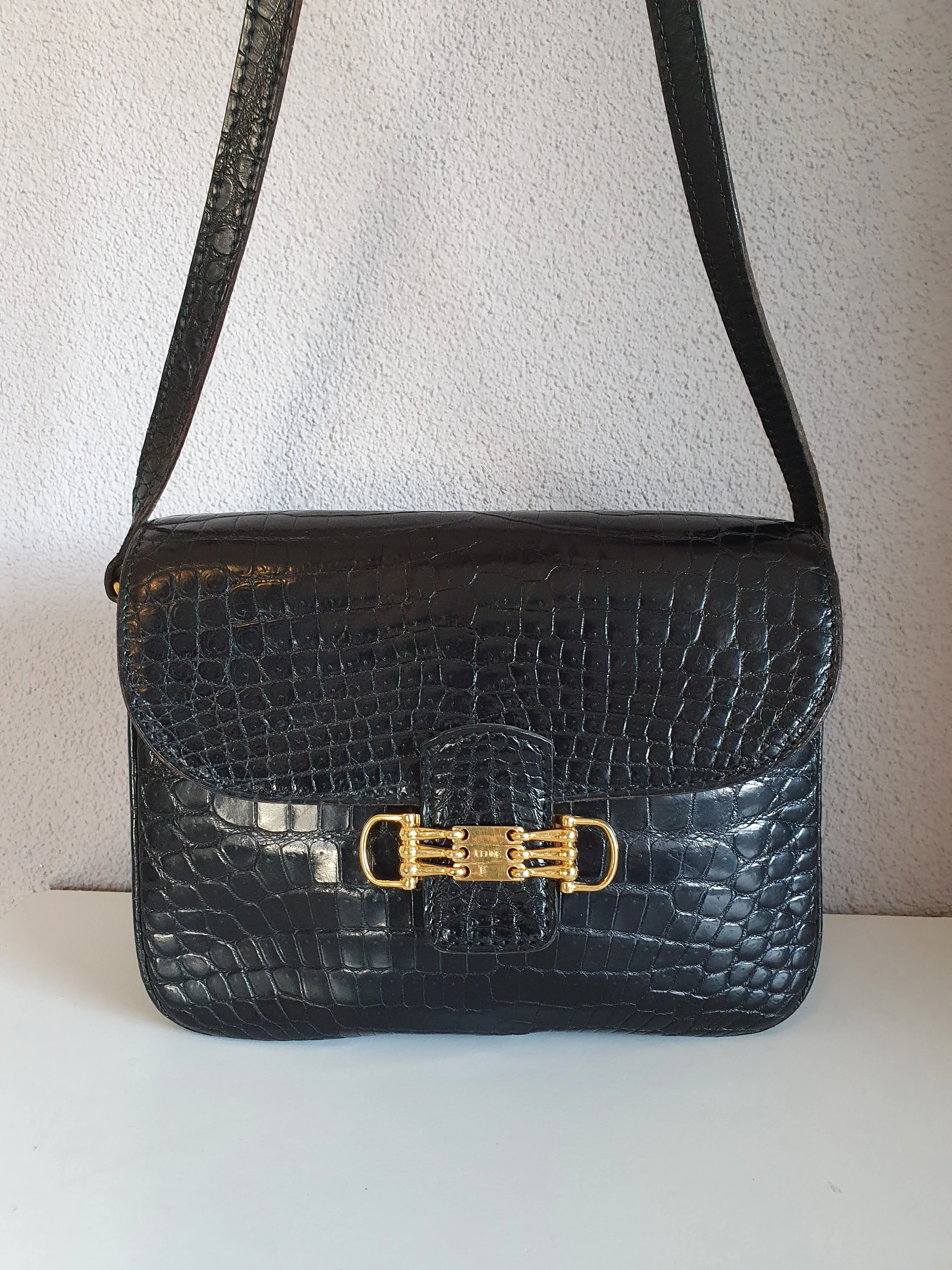 CELINE  triomphe vintage crocodile leather crossbody bag