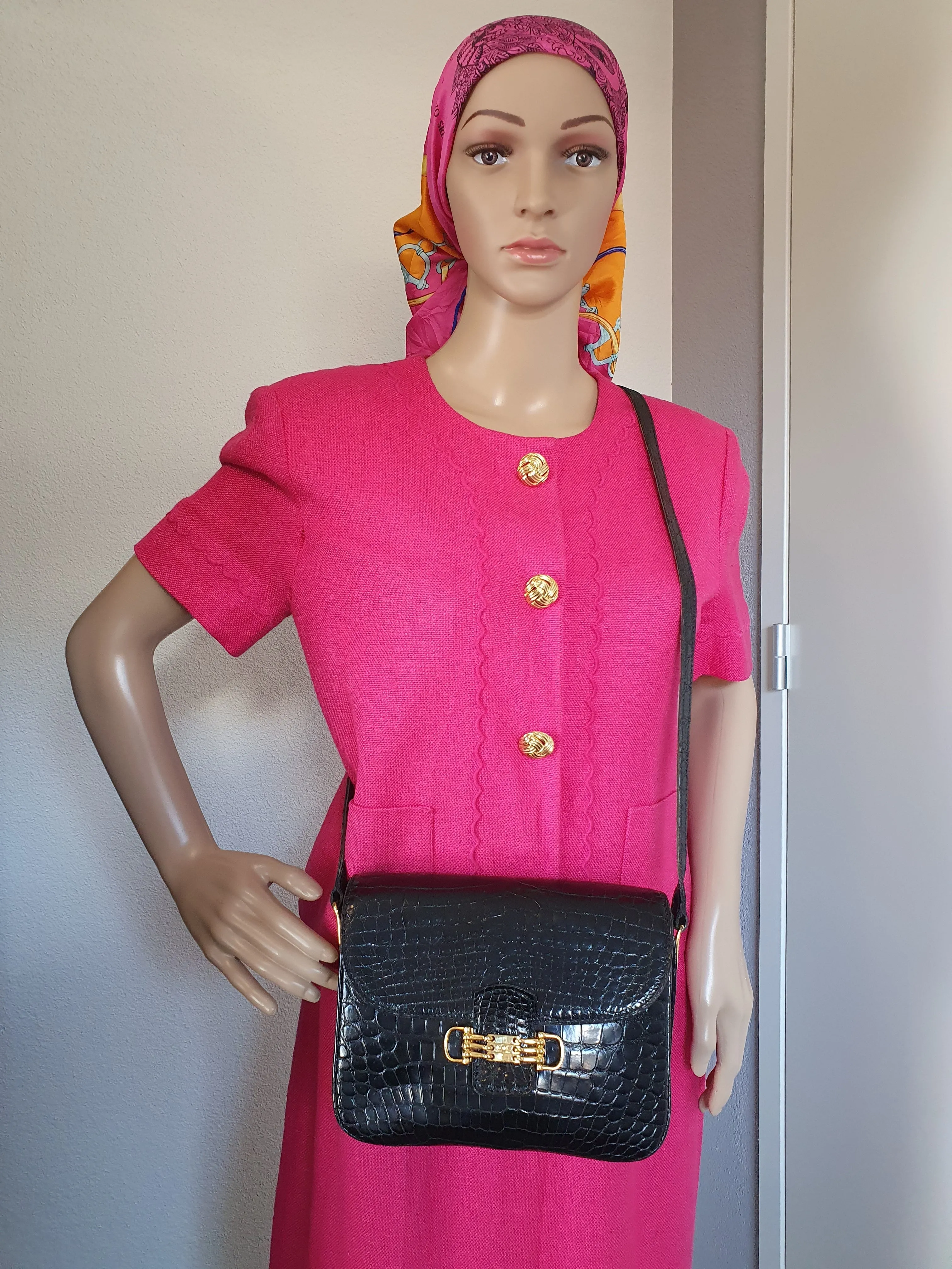 CELINE  triomphe vintage crocodile leather crossbody bag