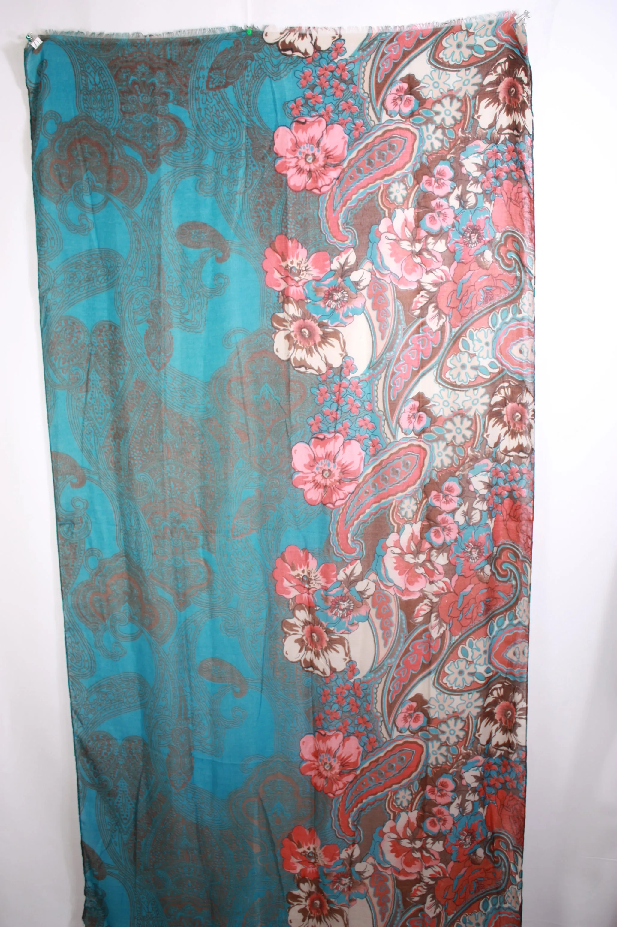 PA11 - Scarf with Ornamental Paisley Half Print