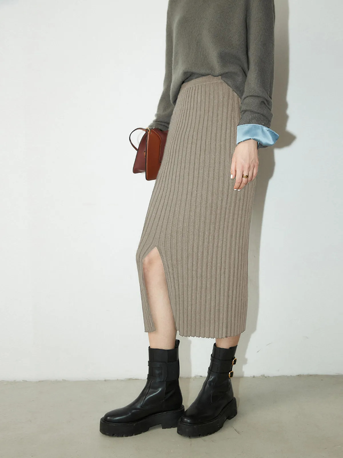 Ribbed Long Graceful Knitted Midi Skirt