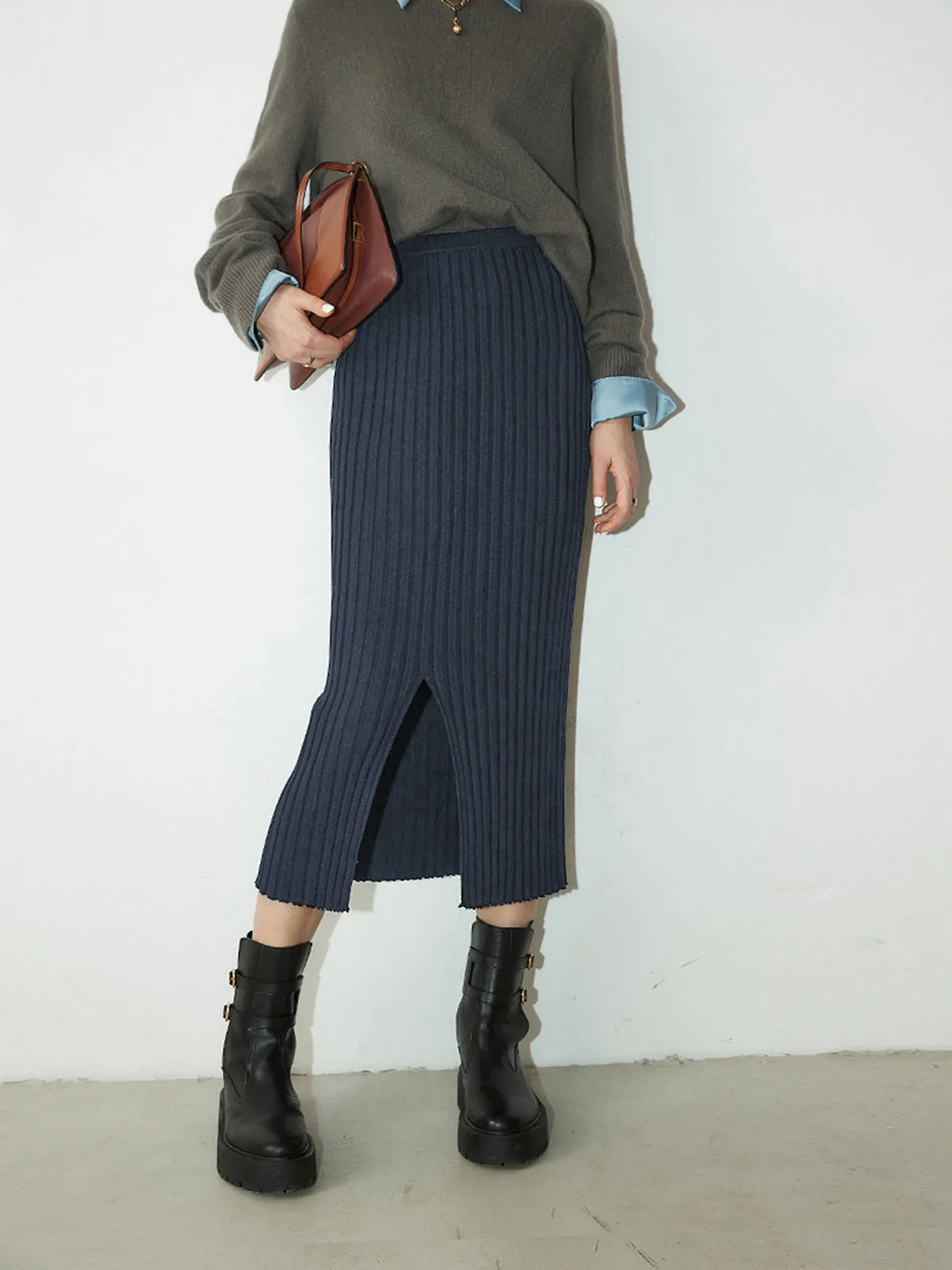 Ribbed Long Graceful Knitted Midi Skirt