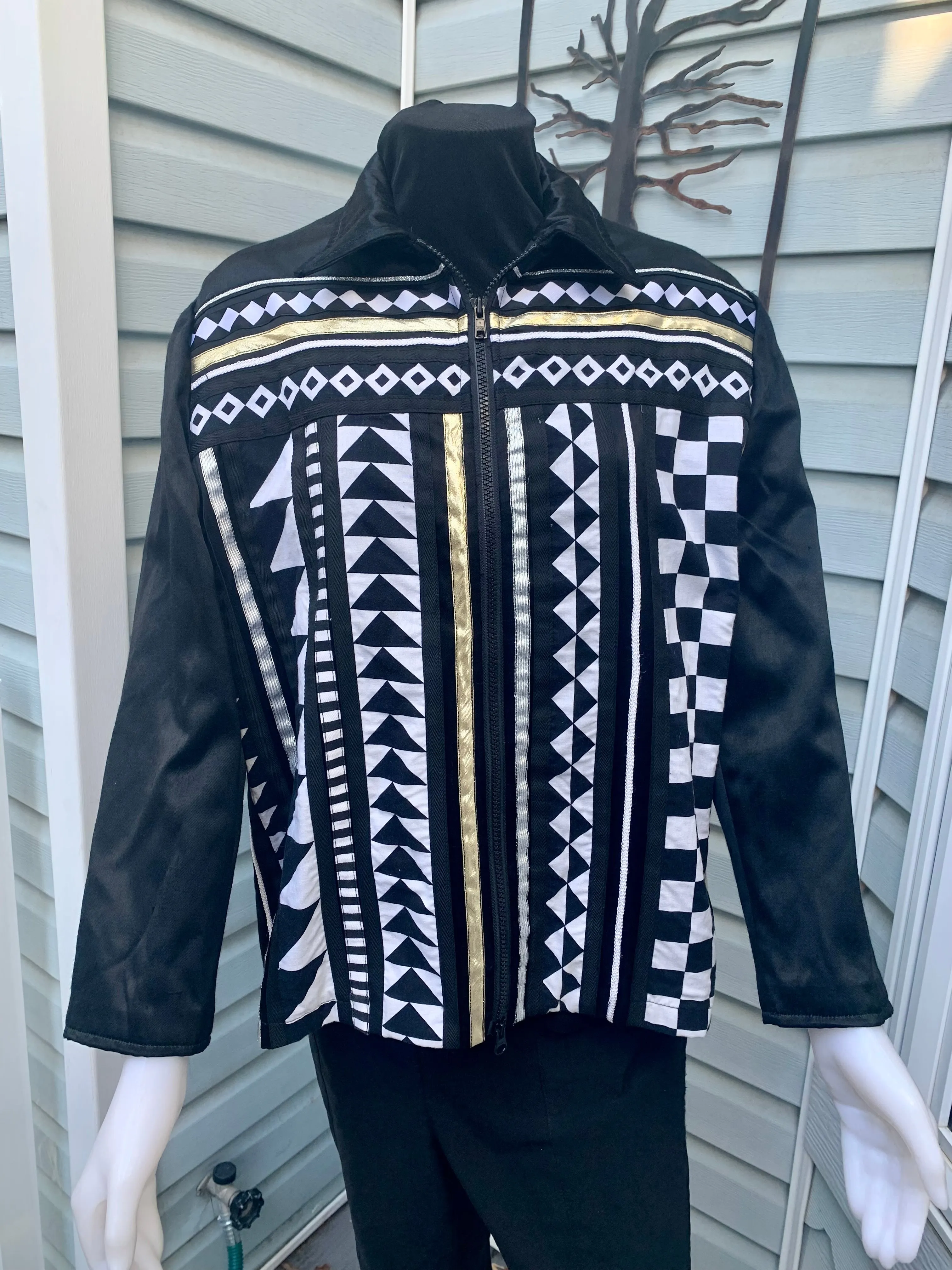 Striking Geo Jacket